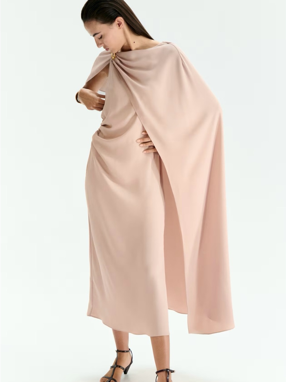 H&M LIMITED EDITION
NWT BEIGE CAPE-DETAIL DRESS SIZE XS